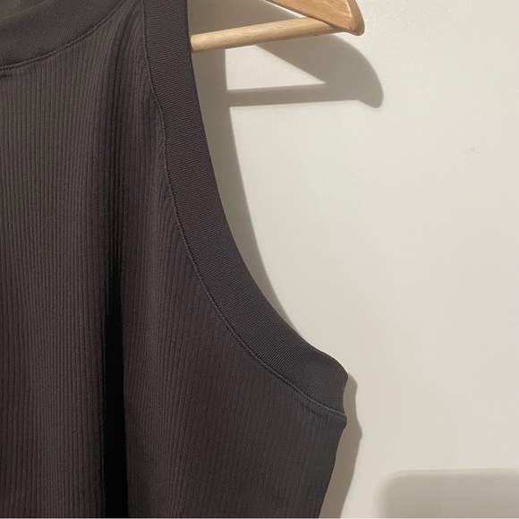 NWOT ATHLETA Brown Seamless Renew High Neck Tank 1X - Picture 3 of 6